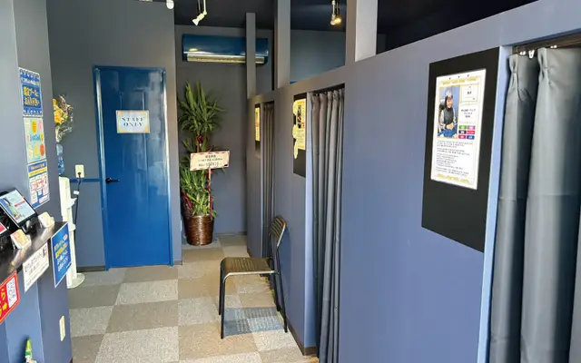 千里眼 松江駅前店の店内