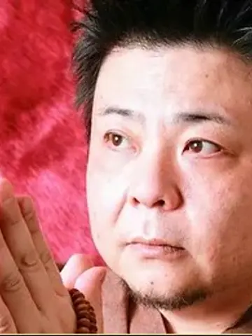 若杉守人先生(占いバーLaboLasu(ラボラス)の占い師)の写真