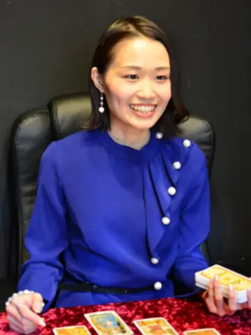 三愛心晴先生（千里眼 難波中央店の占い師）の写真