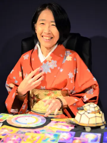 瑞葉先生（千里眼 寺町本店の占い師）の写真