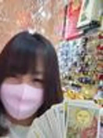 水月杏mizukiann先生（ココナラ電話占いの占い師）の写真