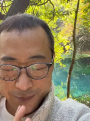 七宇照先生(電話占いスペーシアの占い師)の写真