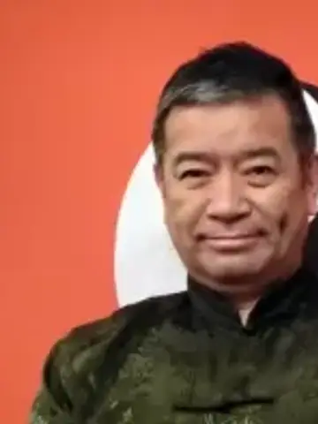 山本明廣先生（東洋正統占術アチャラナータの占い師）の写真