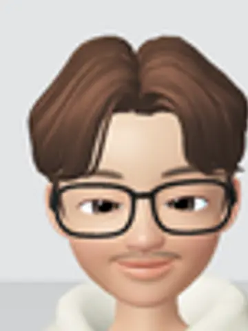 個人経営者とも先生(ココナラ電話占いの占い師)の写真