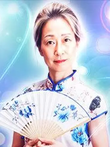 蒼月紗先生（電話占いコメットの占い師）の写真