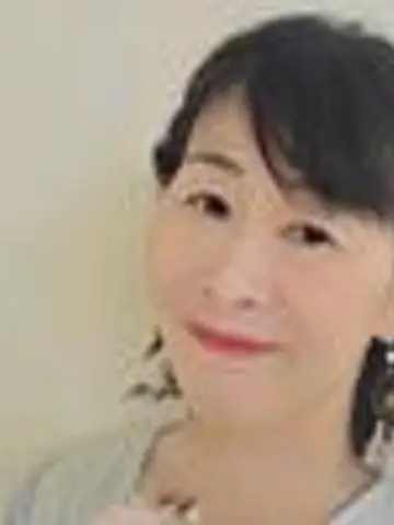 なまえで導くことだまヒーラー・小野ようこ先生（ココナラ電話占いの占い師）の写真
