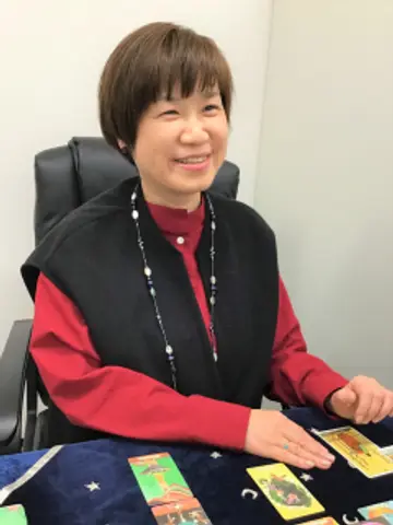 のみち先生（千里眼 松本駅前店の占い師）の写真