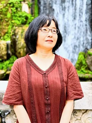 皆見麻瑚先生(開運館E&E ソリオ宝塚鑑定所の占い師)の写真