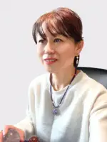 平松実華先生の写真