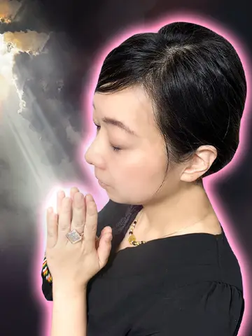 明日御先生（電話占いクロトの占い師）の写真