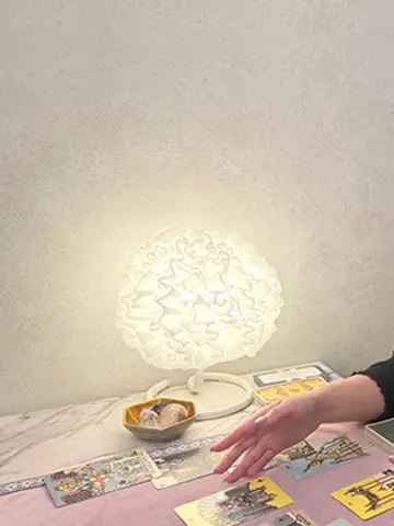 星名先生(ルーナ 梅田店7Fの占い師)の写真