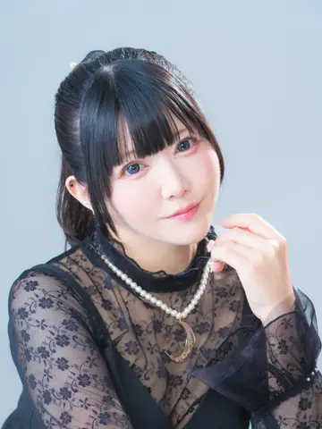七聖ルナ先生(ほしよみ堂 浅草店の占い師)の写真
