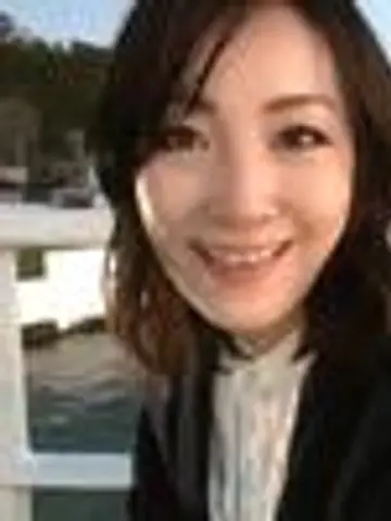 ゆにこ【幸せ研究家】先生(ココナラ電話占いの占い師)の写真