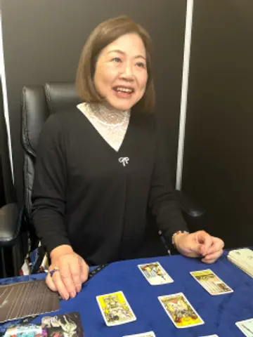 カミーラ先生（千里眼 佐賀唐人店の占い師）の写真