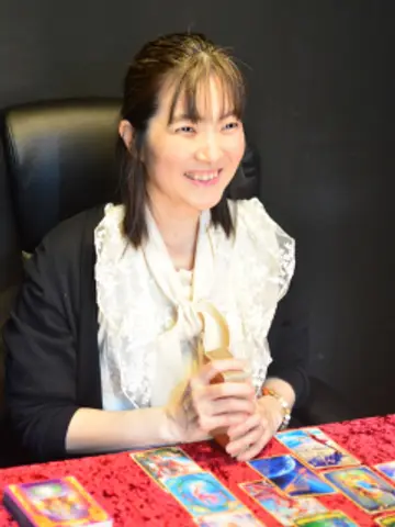 知念和花先生(千里眼 アメリカ村店の占い師)の写真
