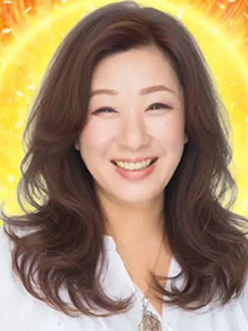 愛乃みたま先生（電話占いピュアリの占い師）の写真