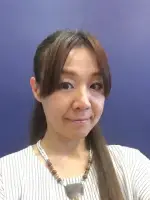 橘 麗依先生の写真