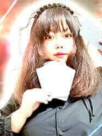 祈星来先生(電話占いコメットの占い師)の写真