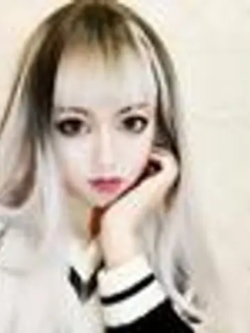 魔女ライフ先生(ココナラ電話占いの占い師)の写真