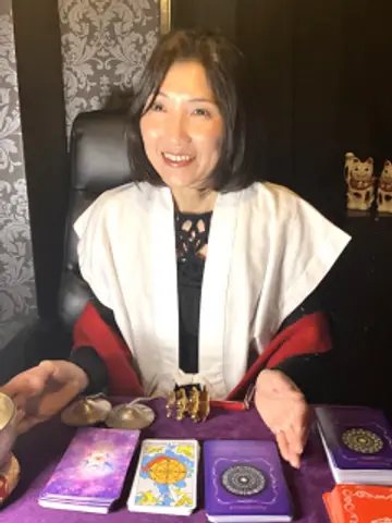 天照龍宮先生(千里眼 池袋店の占い師)の写真