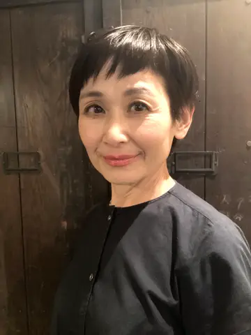 マオ先生(開運館E&E 上大岡京急百貨店鑑定所の占い師)の写真