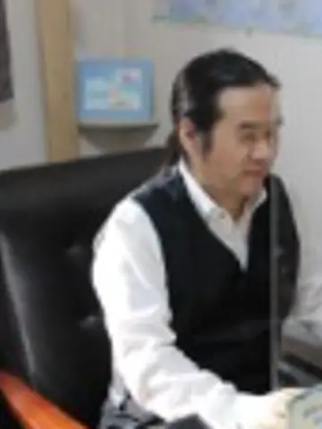 藤原勉先生(占い&カウンセリング ゲッター・ラボの占い師)の写真