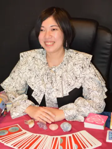 馬子先生(千里眼 アメリカ村店の占い師)の写真