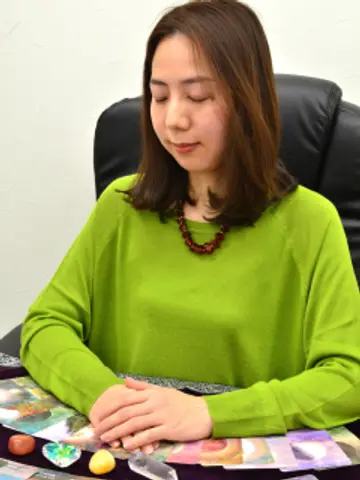 イオラ先生(千里眼 蛸薬師通店の占い師)の写真
