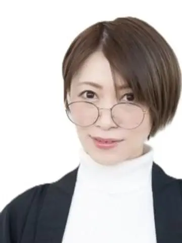 左馬あかり先生(電話占いヴェルニの占い師)の写真