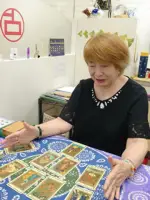 デヴォラ 瑠奈先生（開運館E&E ゆめタウン博多鑑定所）の写真