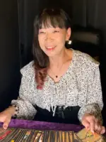 イシス先生の写真