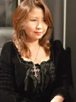 鬼塚ありす先生の写真