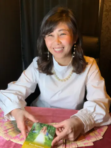 愛田みのり先生(千里眼 新宿西口店の占い師)の写真
