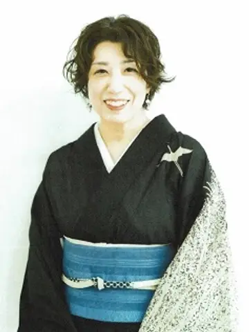 愛田青子先生(開運館E&E 町田モディ鑑定所の占い師)の写真