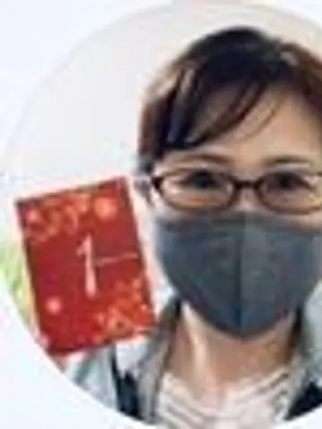 絵占寿明咲先生（ココナラ電話占いの占い師）の写真