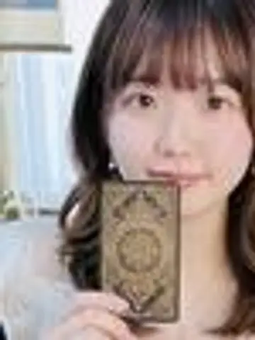 島原かりん|恋も仕事も星読みタロット先生(ココナラ電話占いの占い師)の写真