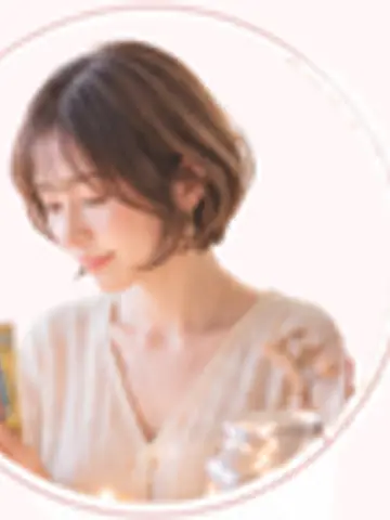 ひと美|心を整えるカウンセラー先生(ココナラ電話占いの占い師)の写真