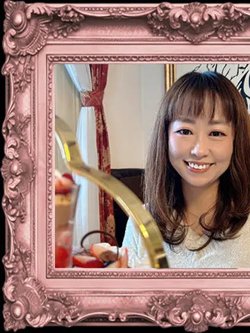 Helena典子先生（キセキ 三宮サンキタ通り2F店の占い師）の写真