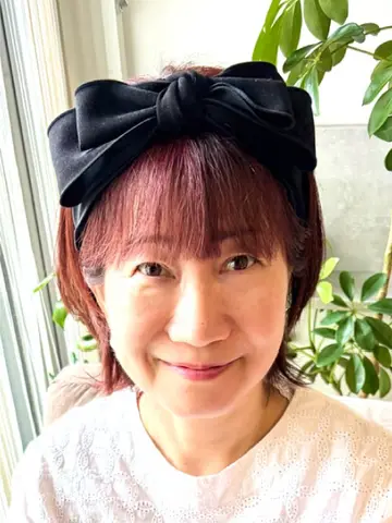 晴奈子先生(開運館E&E 品川ウィング高輪鑑定所の占い師)の写真