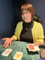 凛 星来先生（千里眼 富山総曲輪店の占い師）の写真