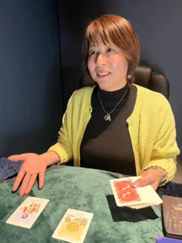 凛星来先生(千里眼 富山総曲輪店の占い師)の写真