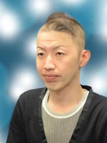 ヨクト先生（電話占いヴェルニの占い師）の写真