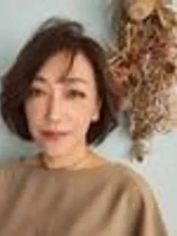 ユミ・ミカエル先生(ココナラ電話占いの占い師)の写真