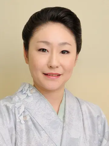 村上紫乃先生(愛梨 カモメ市場本店の占い師)の写真