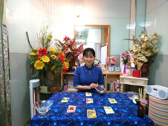 占いの家 第七天使の店内