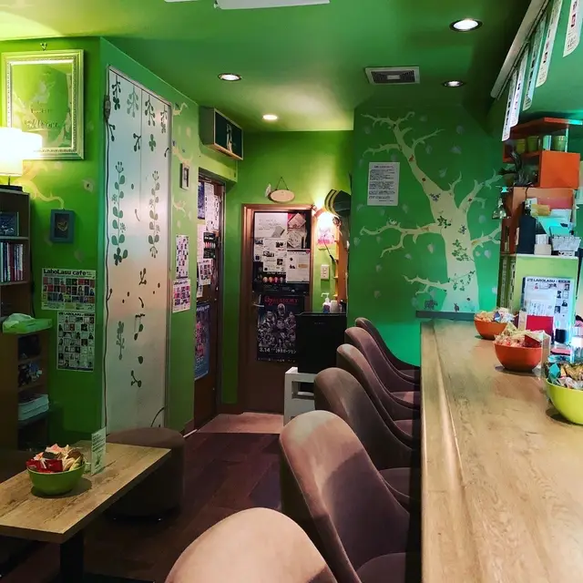 占いバーLaboLasu(ラボラス)の店内