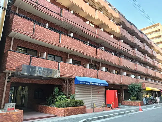 カノン☆アリエルのスピリチュアル鑑定室の外観・入口