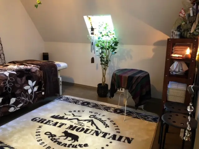 ヒーリングサロン・クロニクルの店内